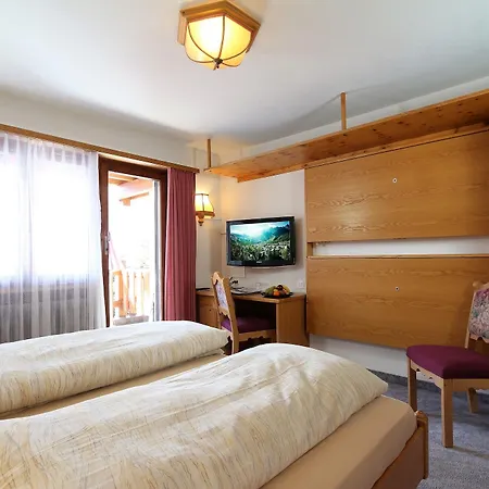 Hotel Swiss Family Alphubel