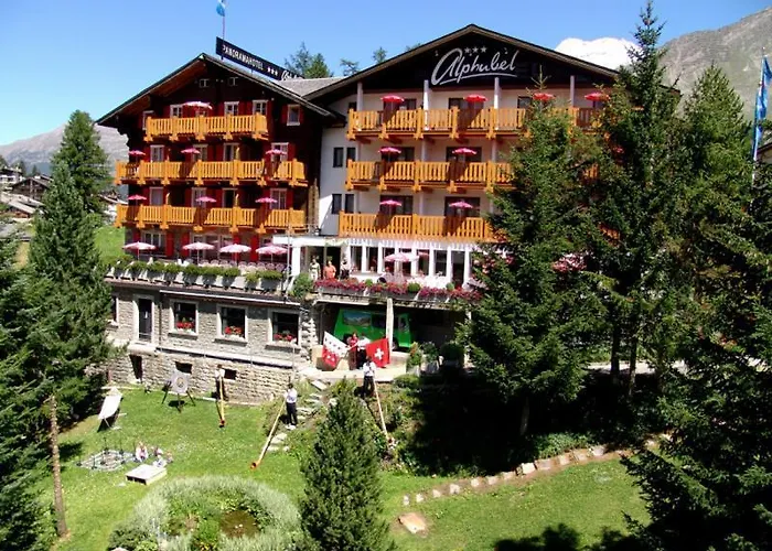 Swiss Family Alphubel 3* Saas-Fee