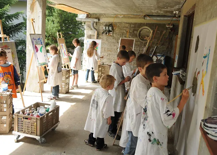 Swiss Family Alphubel فندق 3*