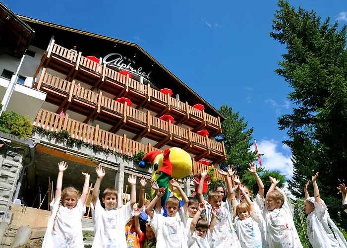 Swiss Family Alphubel 酒店 萨斯费