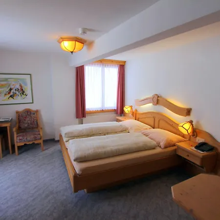 Otel Swiss Family Alphubel