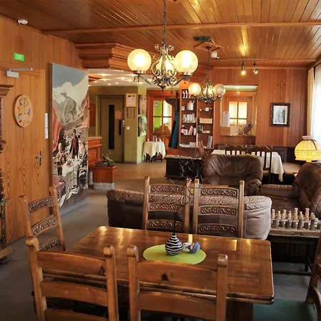 Swiss Family Alphubel 3* Saas Fee